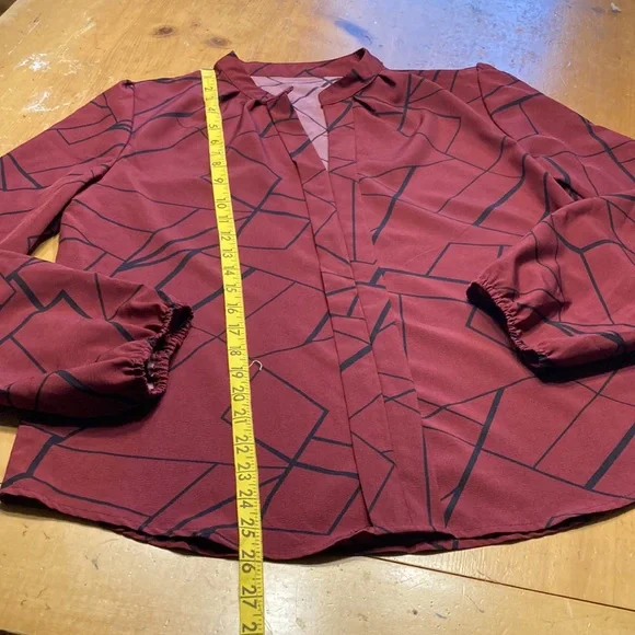 SHEIN V-Neck Burgundy Blouse Long Sleeve Geometric Design Size Large - Picture 4 of 6